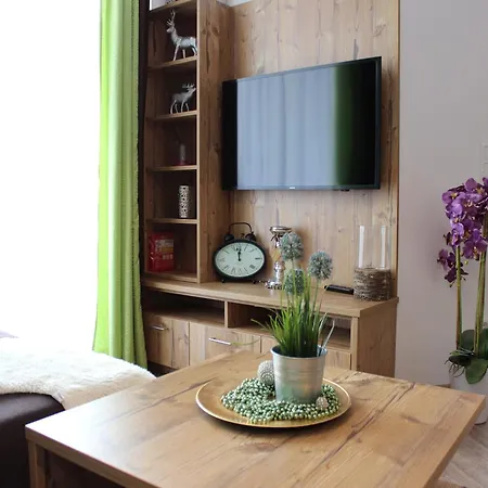 Cozy Chalet In Wei Priach With Terrace 샬레 *