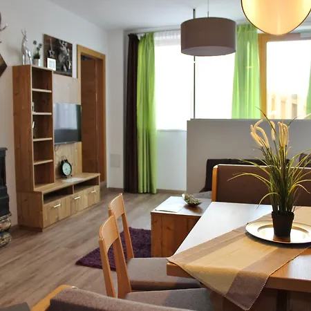 Cozy Chalet In Wei Priach With Terrace *